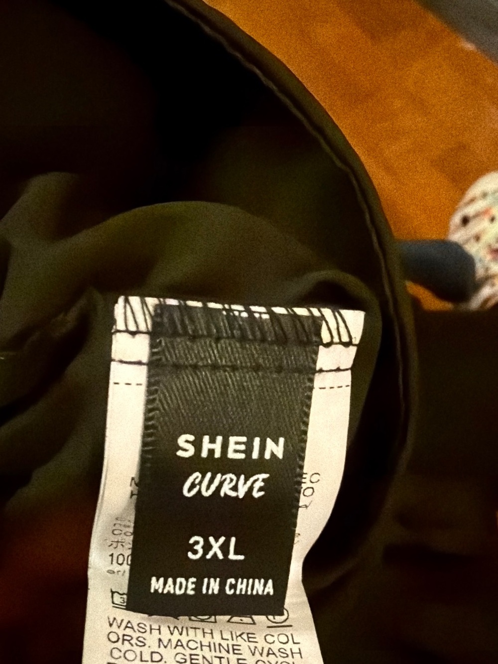 SHEIN Black Curve 3XL Labelled Garment - Picture 4 of 4
